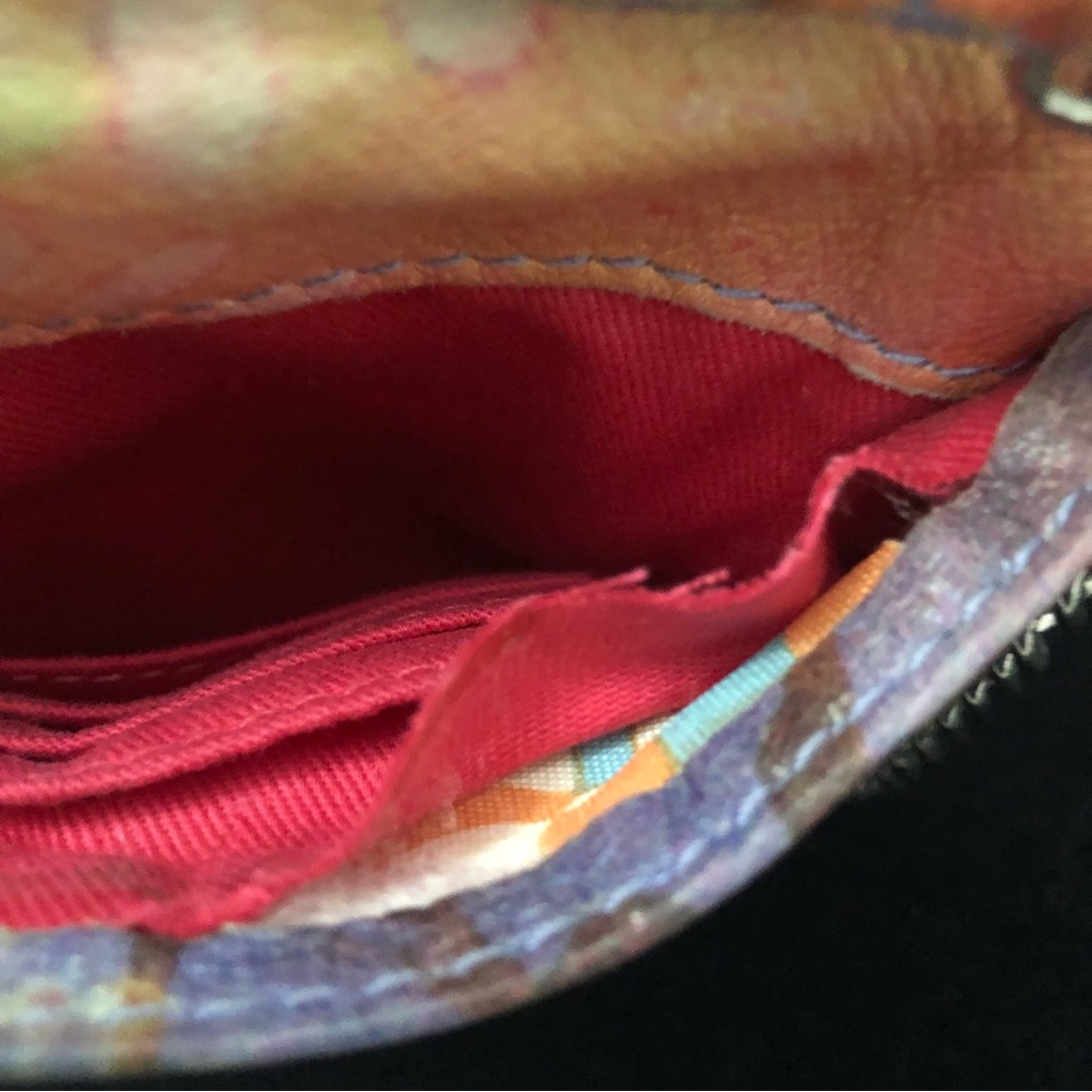 HOBO International Small Fold-Over Organizer Crossbody Purse - Picture 11 of 14